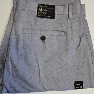 Mens Banana Republic Aiden Fit Slim Fit Pants. Size 34×32 . NWT.